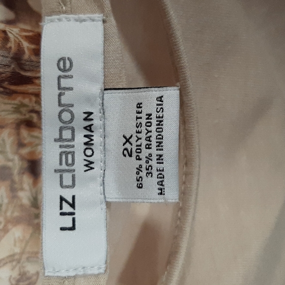 Liz Claiborne Sheer Button Down Attached Tank - Picture 14 of 15